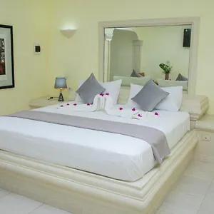 https://aparthotel-castillo-real.greaterantilleshotels.net